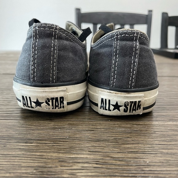 Converse Low Tops - Picture 5 of 7